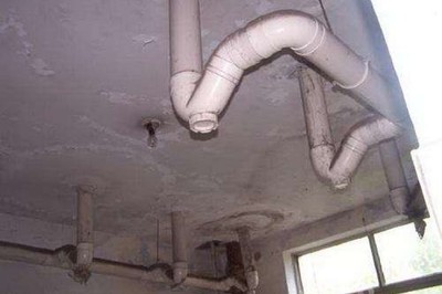 高空清潔 城市建筑外墻的多維度維護指南